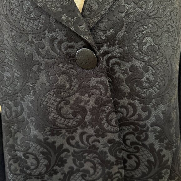 Chico's Black Textured Jacquard Blazer Jacket Size 3, Single Button - Picture 2 of 10